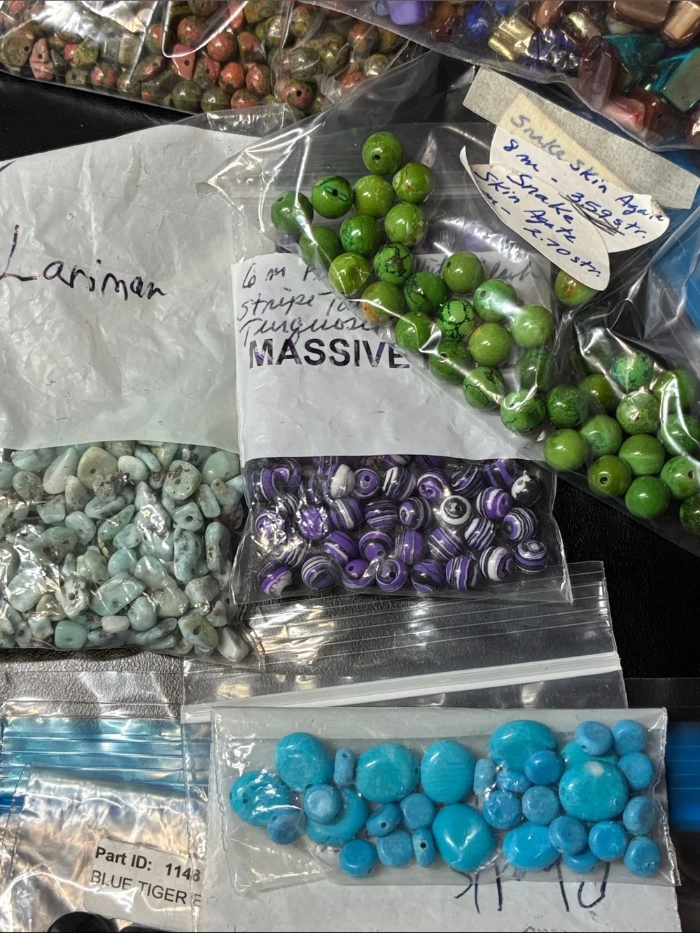 Assorted 2+ pounds of gemstone Bead Mix - Turquoise, blue, Green, Purple - Picture 14 of 16